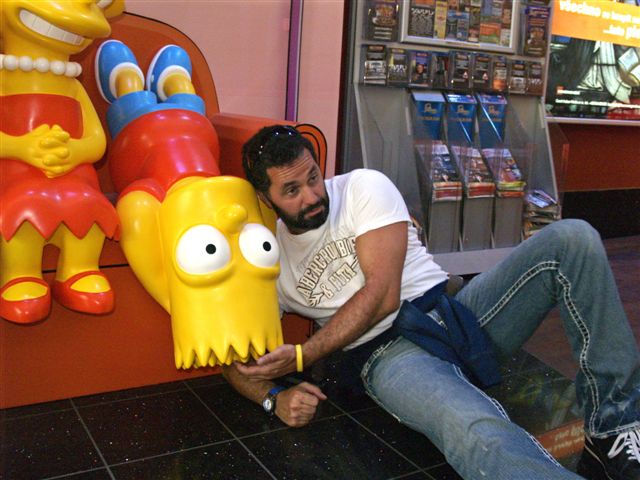 Simpsonovi ve filmu: Homer útočí